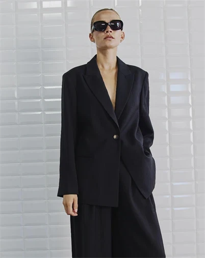 With Black - WBLMaritsa Tailored Blazer - Black